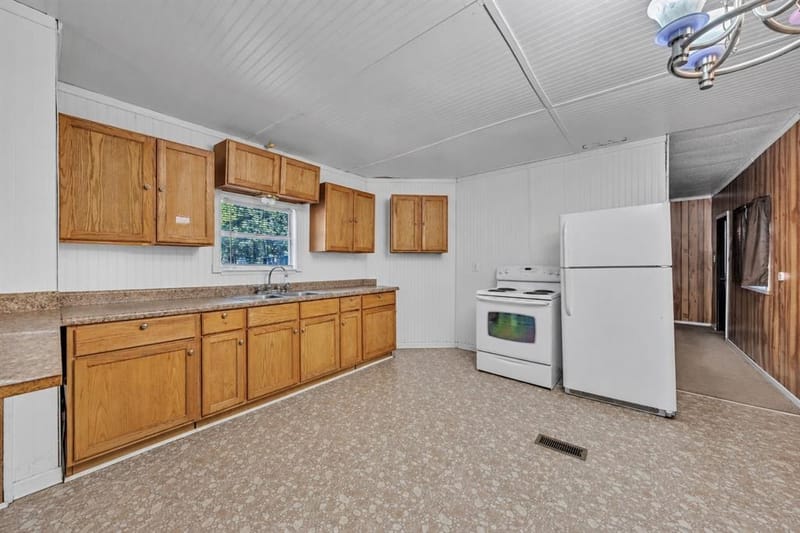 4647 Lyndi Lane, Granbury TX 76049 - Photo 9