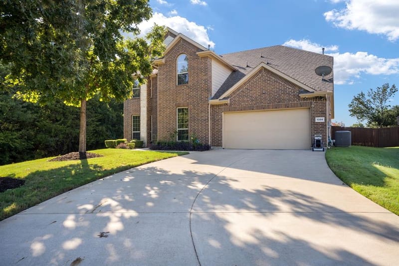 1300 Bellingham Circle, Glenn Heights TX 75154