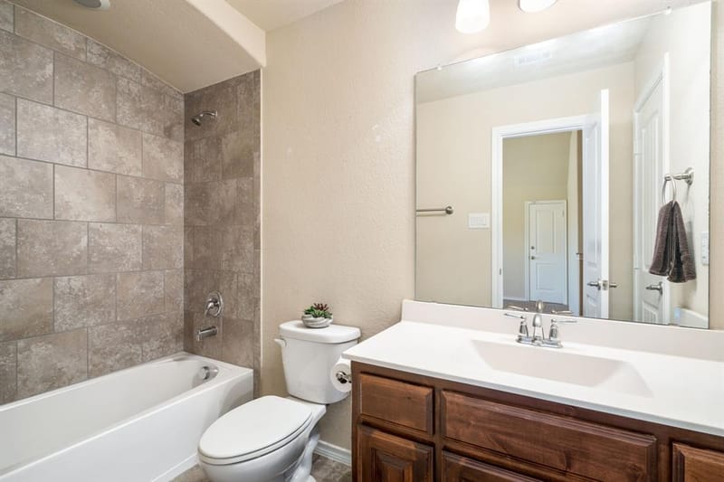 1300 Bellingham Circle, Glenn Heights TX 75154 - Photo 25