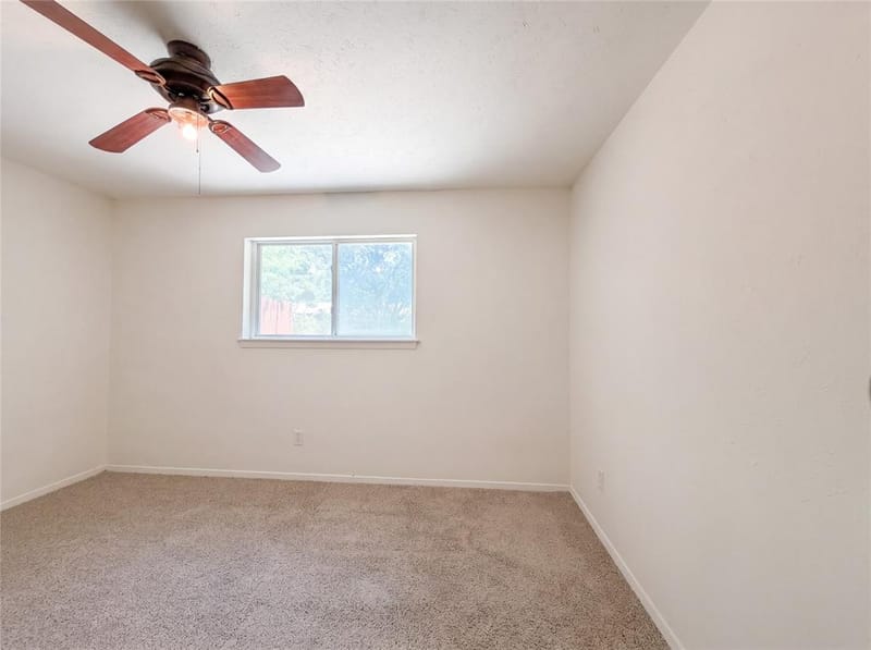 1500 Janann Avenue, Arlington TX 76014 - Photo 9