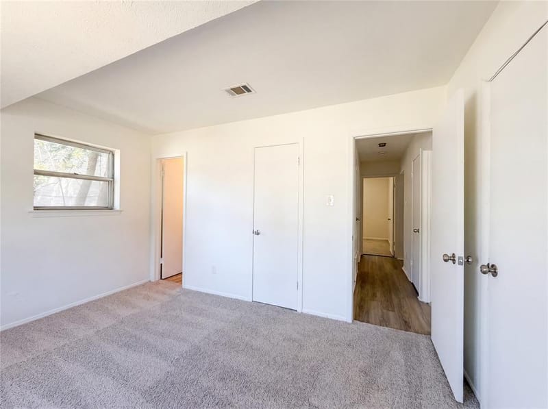 1500 Janann Avenue, Arlington TX 76014 - Photo 8