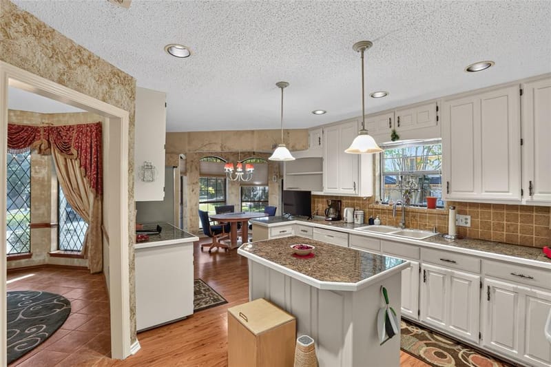 3910 Cross Bend Court, Arlington TX 76016 - Photo 9