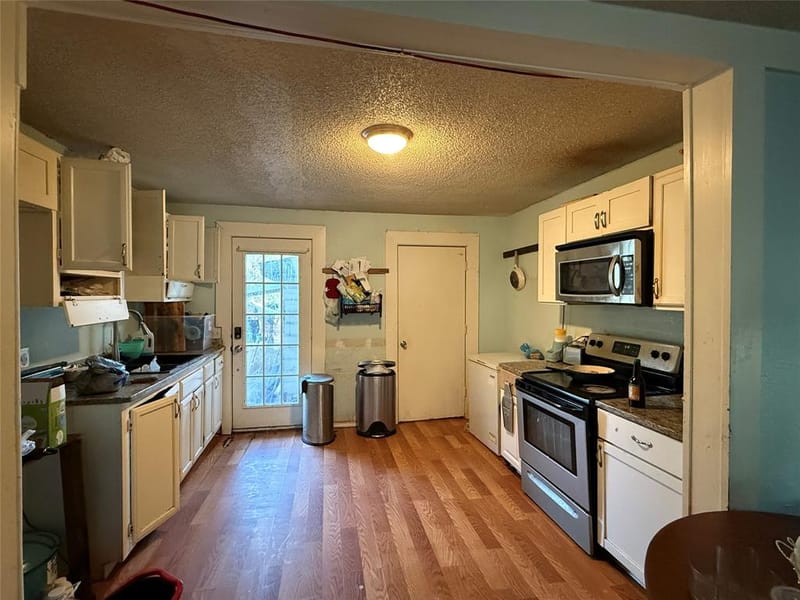 4100 Chickasaw Avenue, Fort Worth TX 76119 - Photo 3