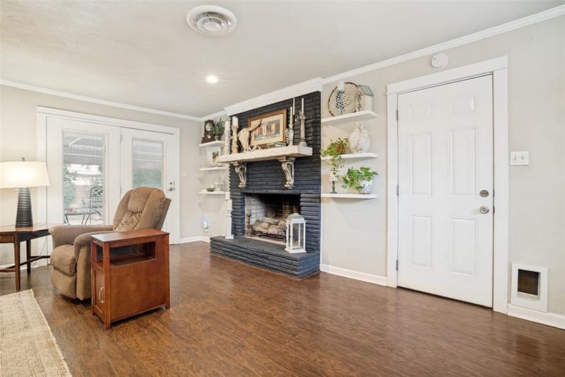 510 Northside Avenue, Lewisville TX 75057 - Photo 8