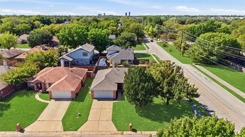1125 Bayfield Drive, Denton TX 76209 - Photo 30