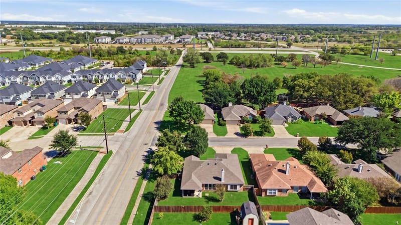1125 Bayfield Drive, Denton TX 76209 - Photo 34