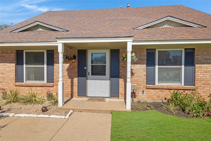 7917 Donegal Lane, North Richland Hills TX 76180 - Photo 6