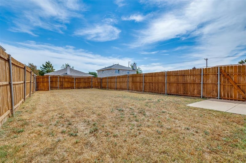 1308 Arbordale Court, Lancaster TX 75134 - Photo 32