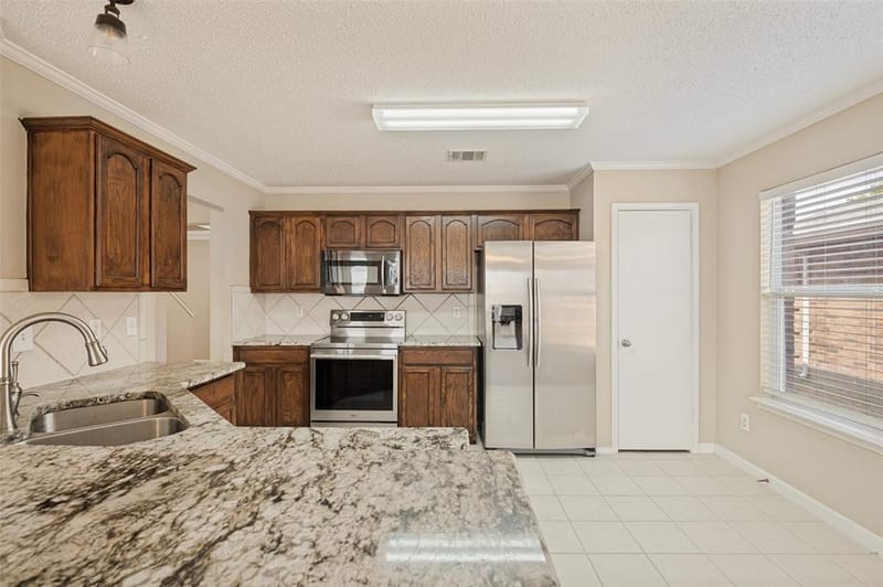 1308 Arbordale Court, Lancaster TX 75134 - Photo 19