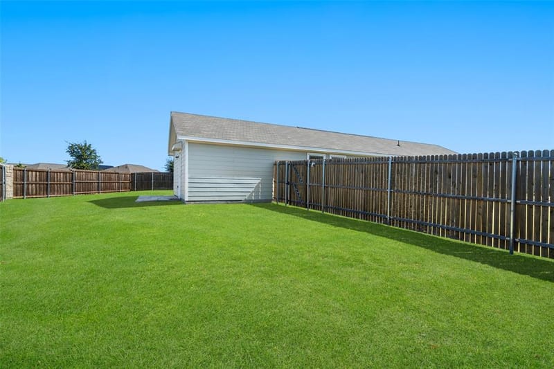 250 Herman Lane, Princeton TX 75407 - Photo 22