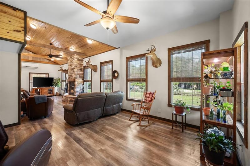 5827 SE County Road 1095, Corsicana TX 75109 - Photo 10