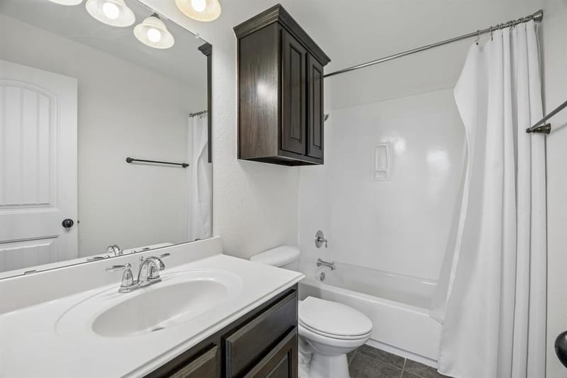2403 Laguna Lane, Arlington TX 76012 - Photo 27
