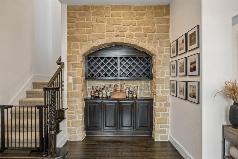 2403 Laguna Lane, Arlington TX 76012 - Photo 16