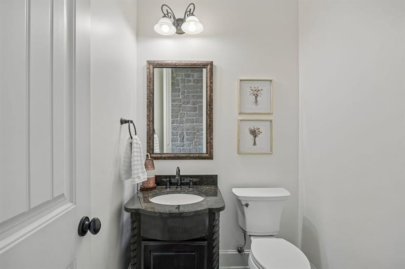 2403 Laguna Lane, Arlington TX 76012 - Photo 18