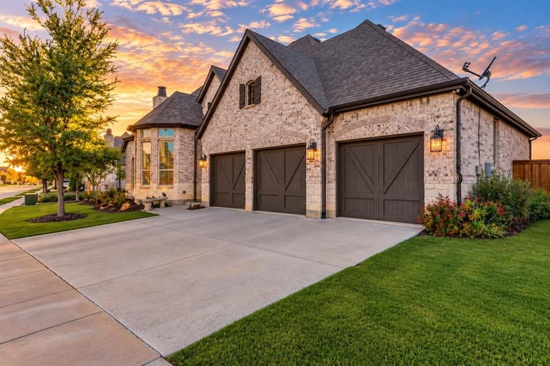 8304 Western, The Colony TX 75056 - Photo 3