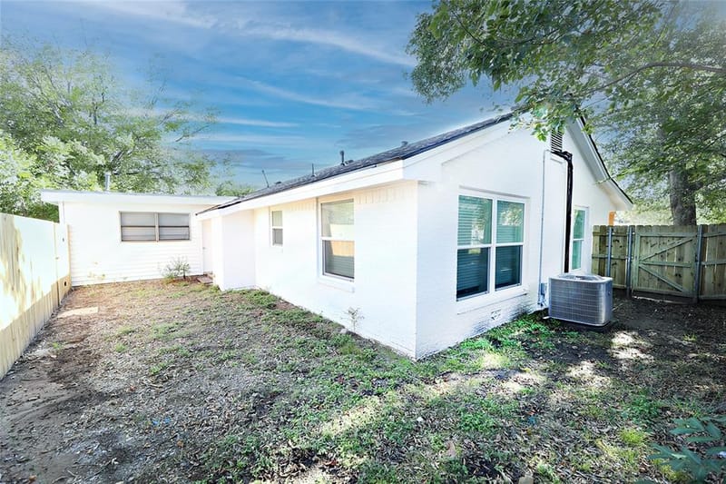 506 Lindsey Street, Bowie TX 76230 - Photo 31