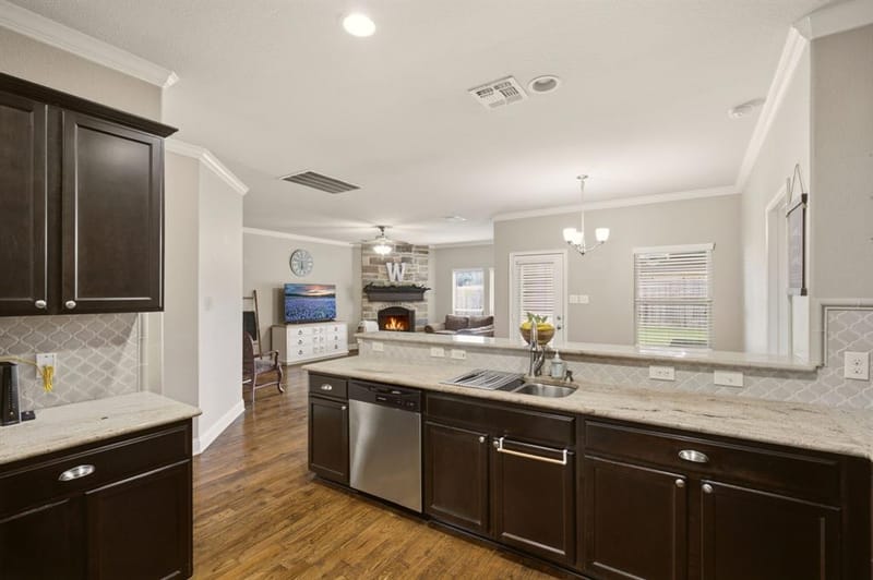 1411 Saint Johns Drive, Van Alstyne TX 75495 - Photo 12
