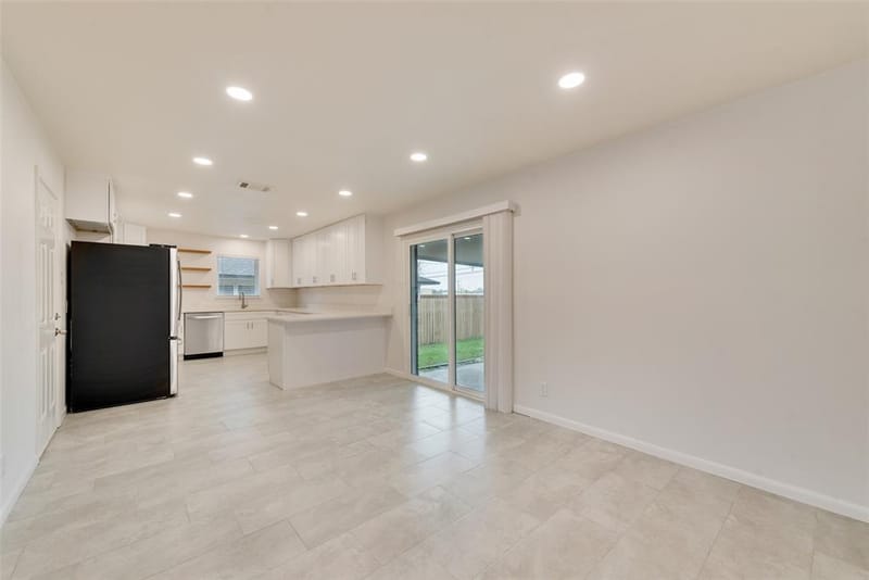 2643 San Medina Avenue, Dallas TX 75228 - Photo 7