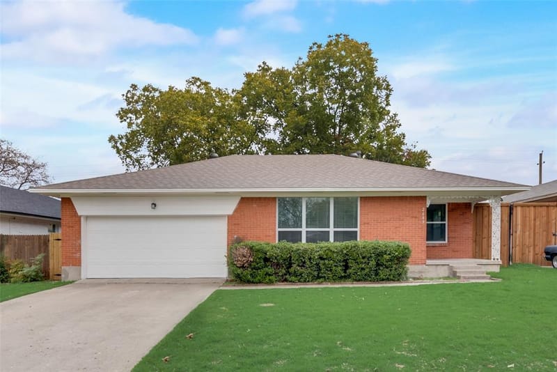 2643 San Medina Avenue, Dallas TX 75228