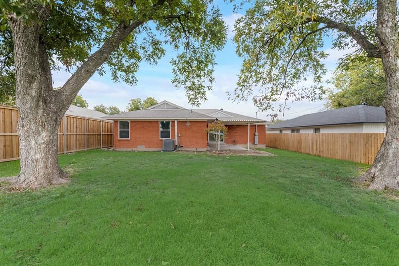 2643 San Medina Avenue, Dallas TX 75228 - Photo 20