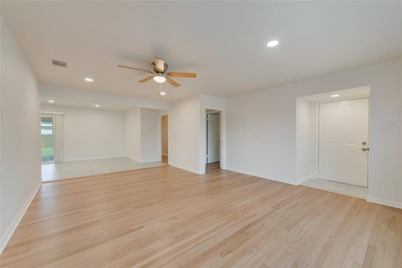 2643 San Medina Avenue, Dallas TX 75228 - Photo 4
