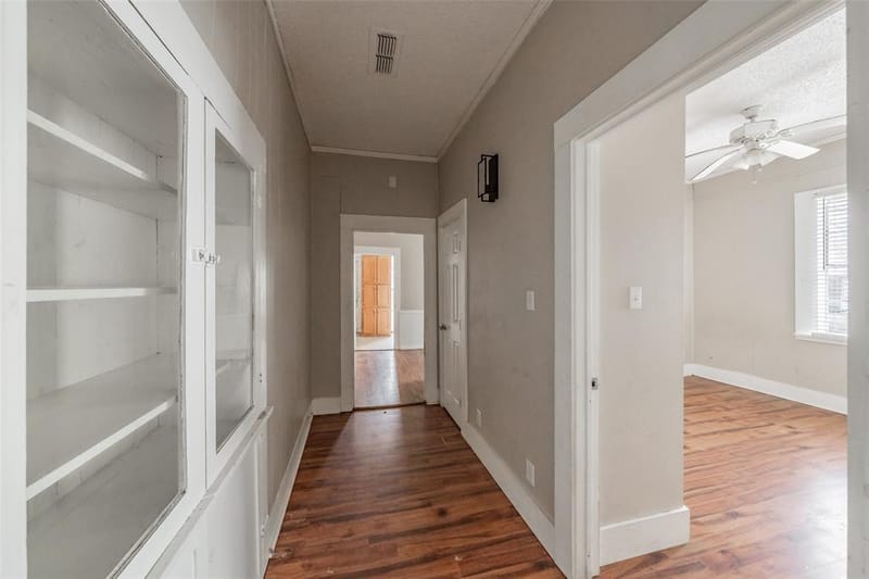 212 N Ruddell Street, Denton TX 76205 - Photo 6