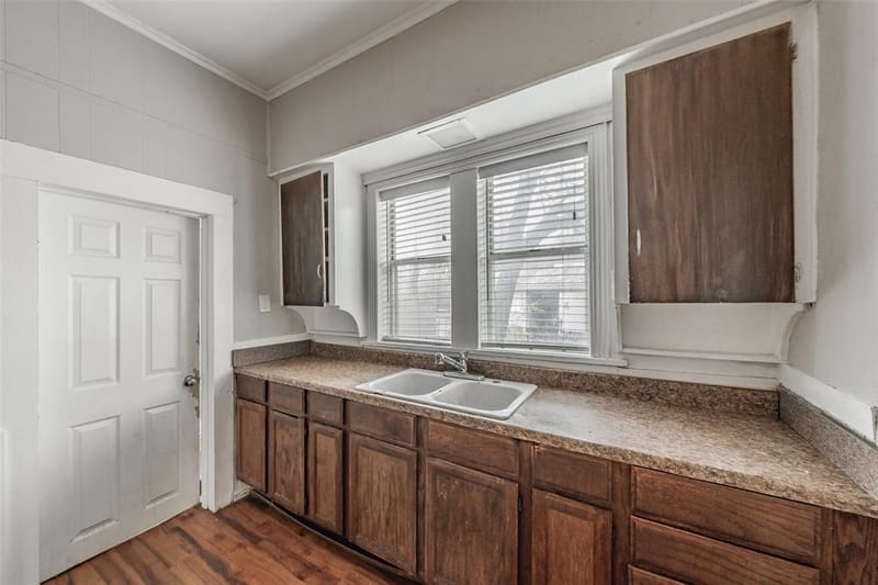 212 N Ruddell Street, Denton TX 76205 - Photo 13