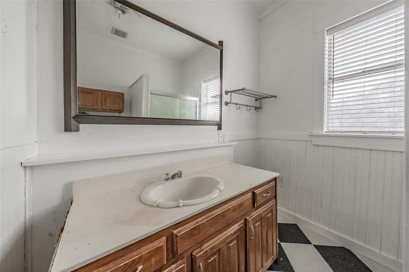 212 N Ruddell Street, Denton TX 76205 - Photo 16