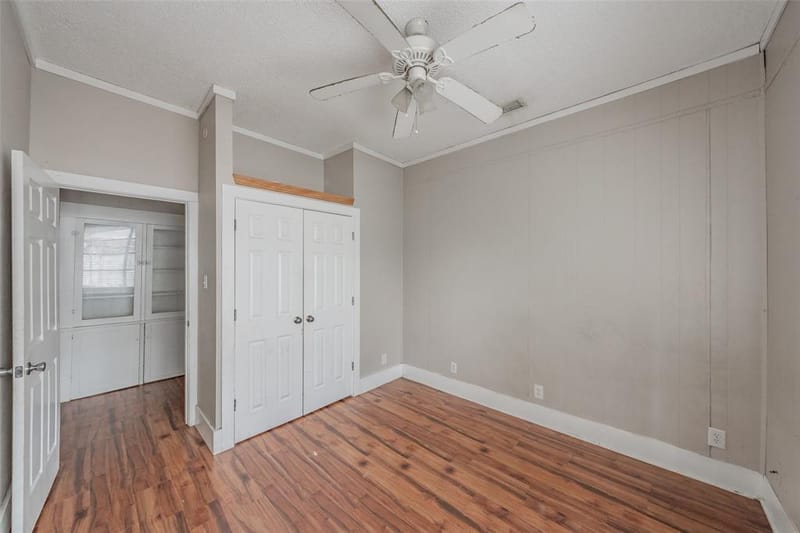 212 N Ruddell Street, Denton TX 76205 - Photo 8