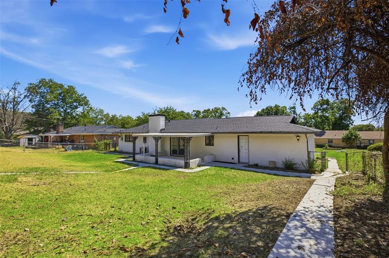 2313 Clearview Drive, Fort Worth TX 76119 - Photo 28
