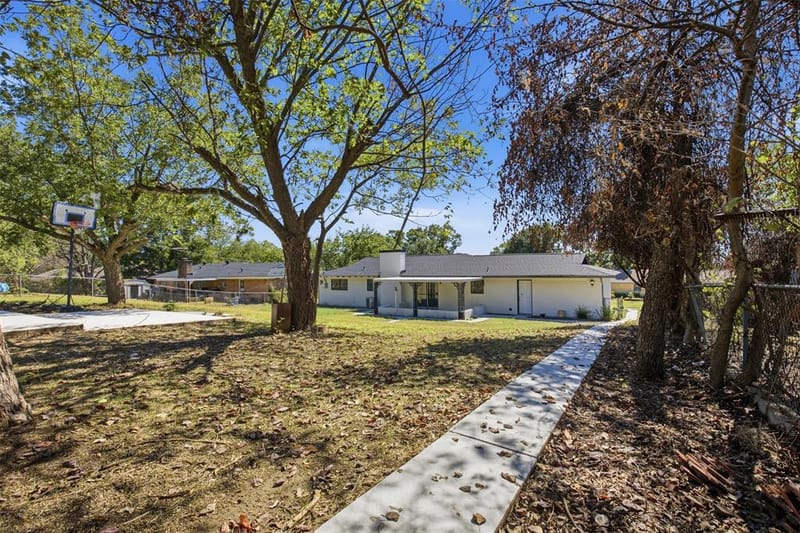2313 Clearview Drive, Fort Worth TX 76119 - Photo 33