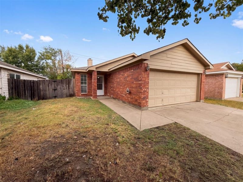 1033 Olivewood Lane, Fort Worth TX 76140 - Photo 29