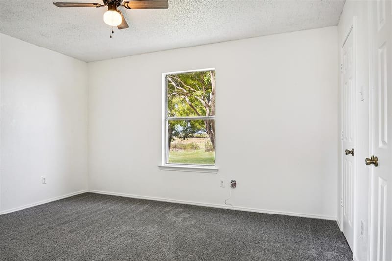 13384 Pruett Road, Krum TX 76249 - Photo 20