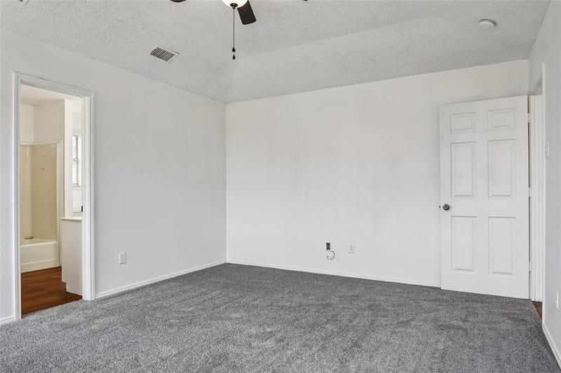 13384 Pruett Road, Krum TX 76249 - Photo 14