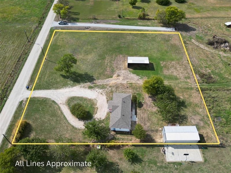13384 Pruett Road, Krum TX 76249 - Photo 40