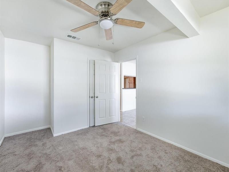 433 W Dorris Drive, Grand Prairie TX 75051 - Photo 6