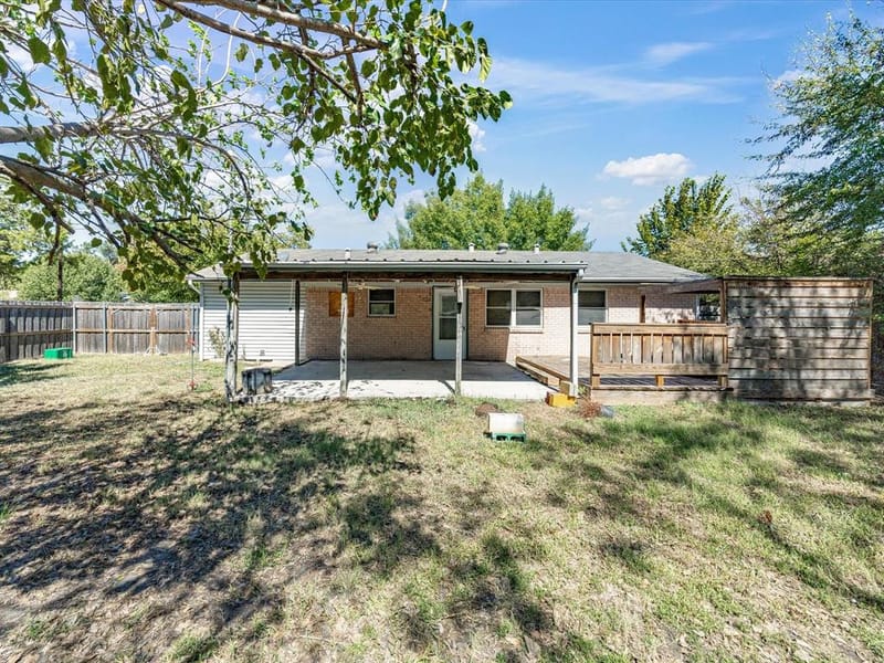 433 W Dorris Drive, Grand Prairie TX 75051 - Photo 30