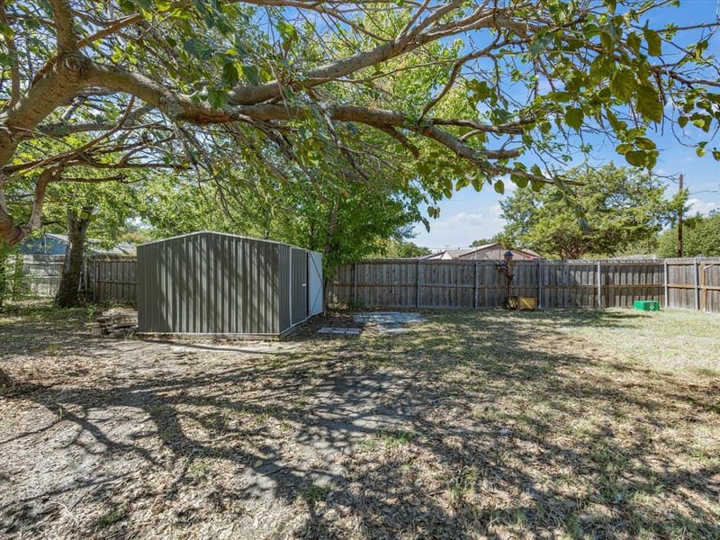433 W Dorris Drive, Grand Prairie TX 75051 - Photo 31