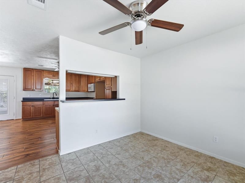 433 W Dorris Drive, Grand Prairie TX 75051 - Photo 8