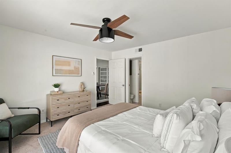 5200 Martel Avenue # 25C, Dallas TX 75206 - Photo 5
