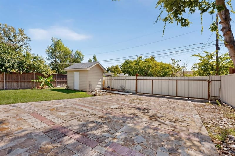 2520 Hillsboro Avenue, Dallas TX 75228 - Photo 40