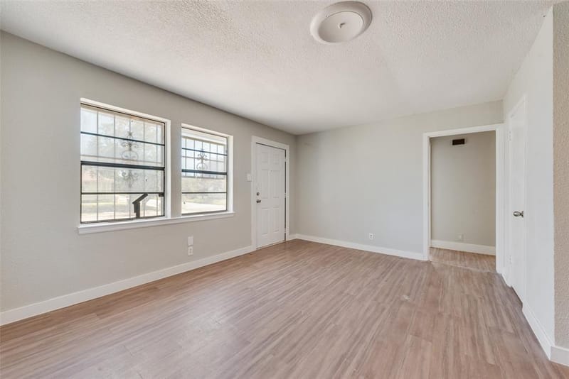 3508 Hatcher Street, Fort Worth TX 76119 - Photo 2