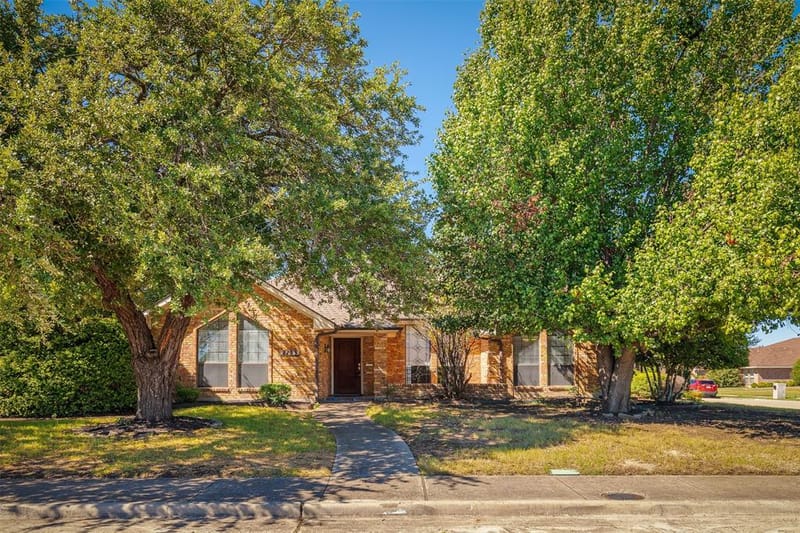 2153 Los Rios Boulevard, Plano TX 75074