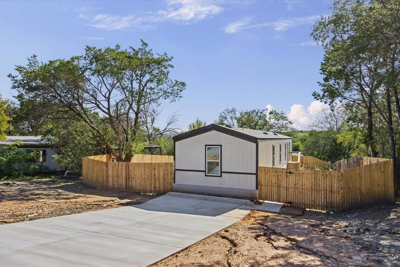 4206 Cortez Court, Granbury TX 76048 - Photo 8