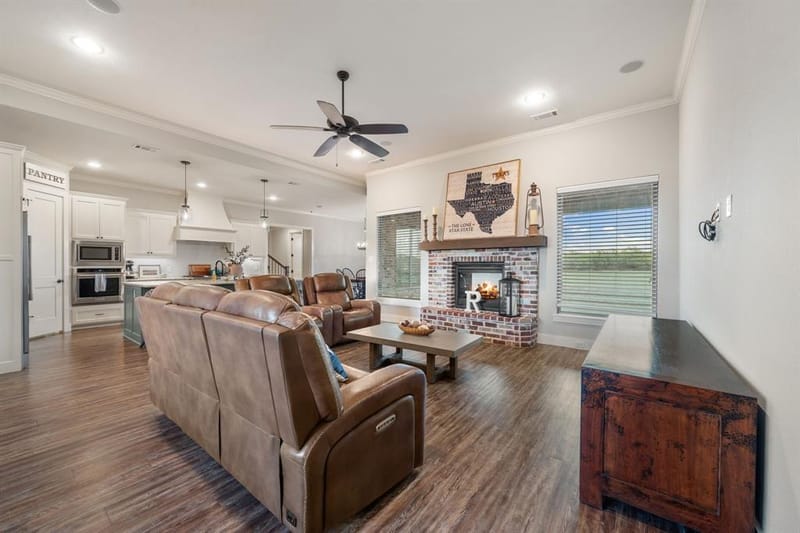 12621 Oak Grove Road S, Burleson TX 76028 - Photo 13