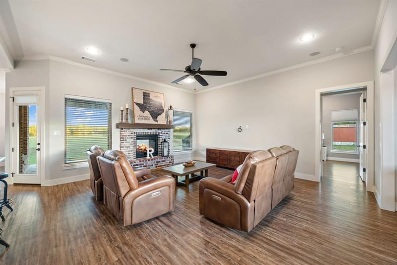 12621 Oak Grove Road S, Burleson TX 76028 - Photo 12