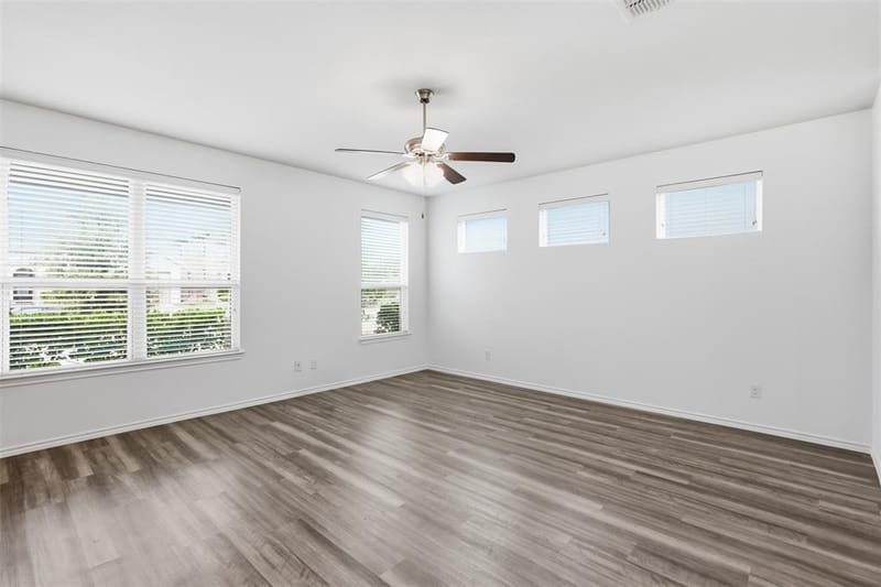 1978 Sunnybrook Drive, Heartland TX 75126 - Photo 8