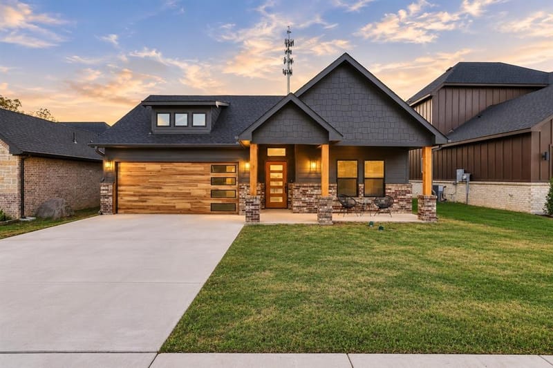 113 Iron Horse Lane, Denison TX 75020