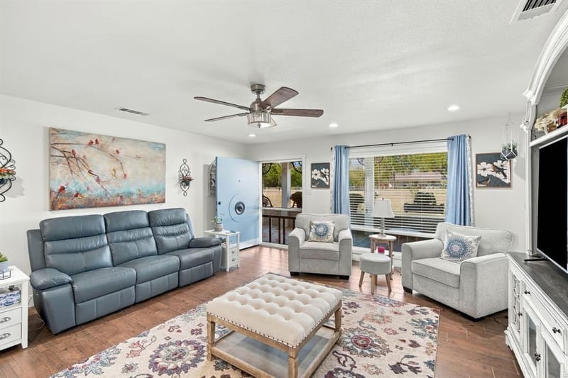 1309 W Madison Street, Ennis TX 75119 - Photo 6