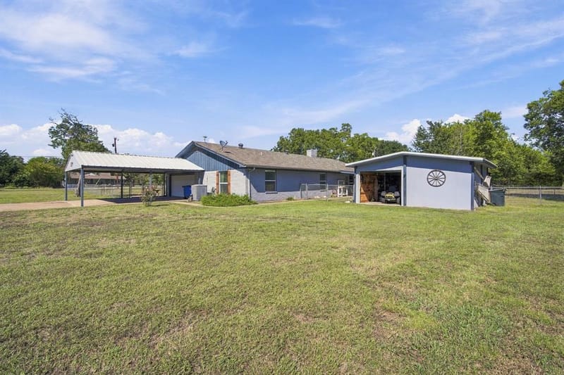 1309 W Madison Street, Ennis TX 75119 - Photo 33